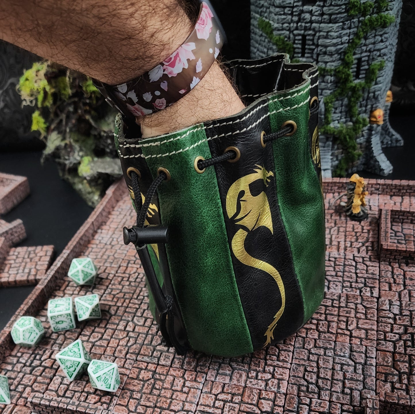 Standing Round Dice Bag - Dragon - Black and Green