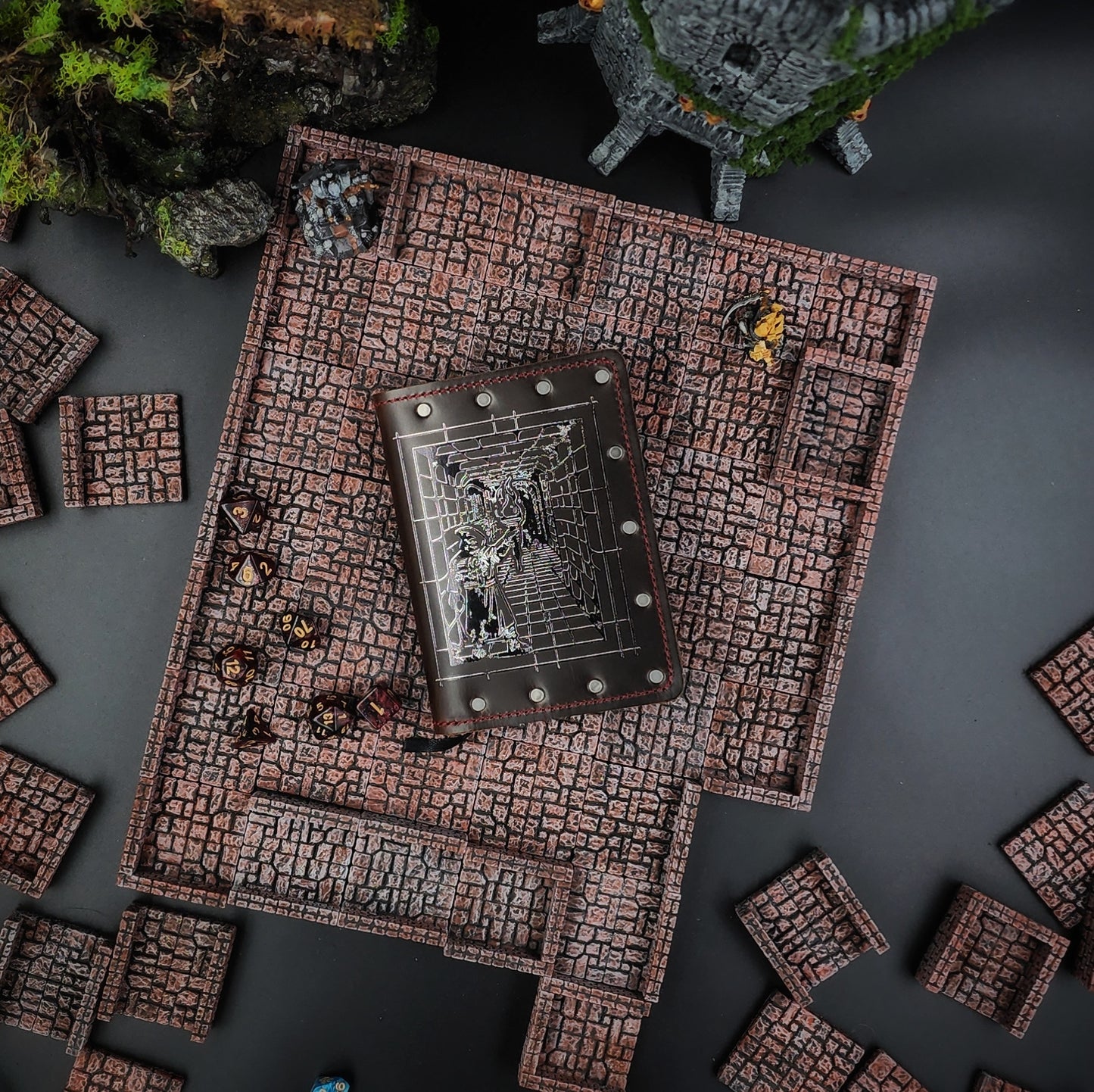 3D Dungeon Corridor - Grimbeards Adventure Journal - Pocket - (A6)